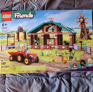 FRIENDS Farm Barn Playset with Green Roof and Red Tractor